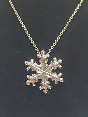 Vintage Gorham 1979 Sterling Snowflake